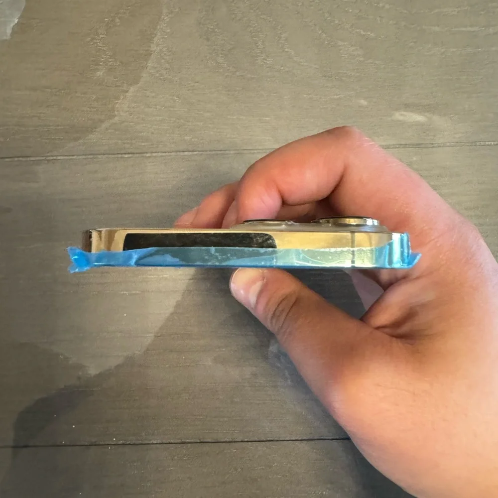 Apple iPhone 13 Pro 1TB Maxium Storage Gold LIKE NEW A GRADE CONDITION UNLOCKED - Picture 7 of 8